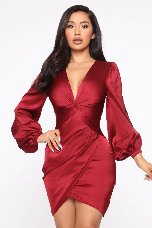 Great Escape Mini Dress - Burgundy