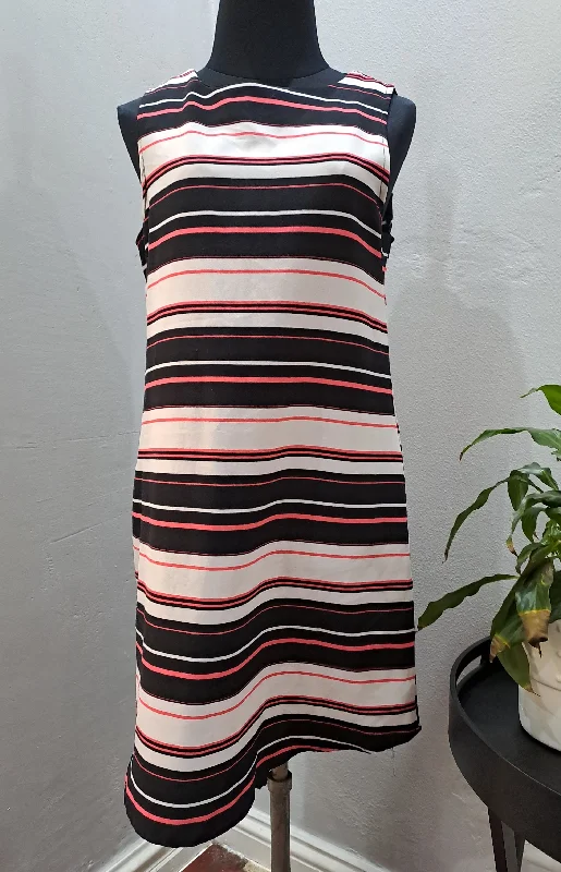 Striped Swing Dress (8/32)