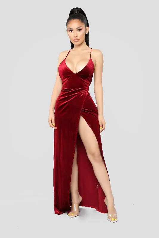 Angelique Velvet Maxi Dress - Dark Burgundy